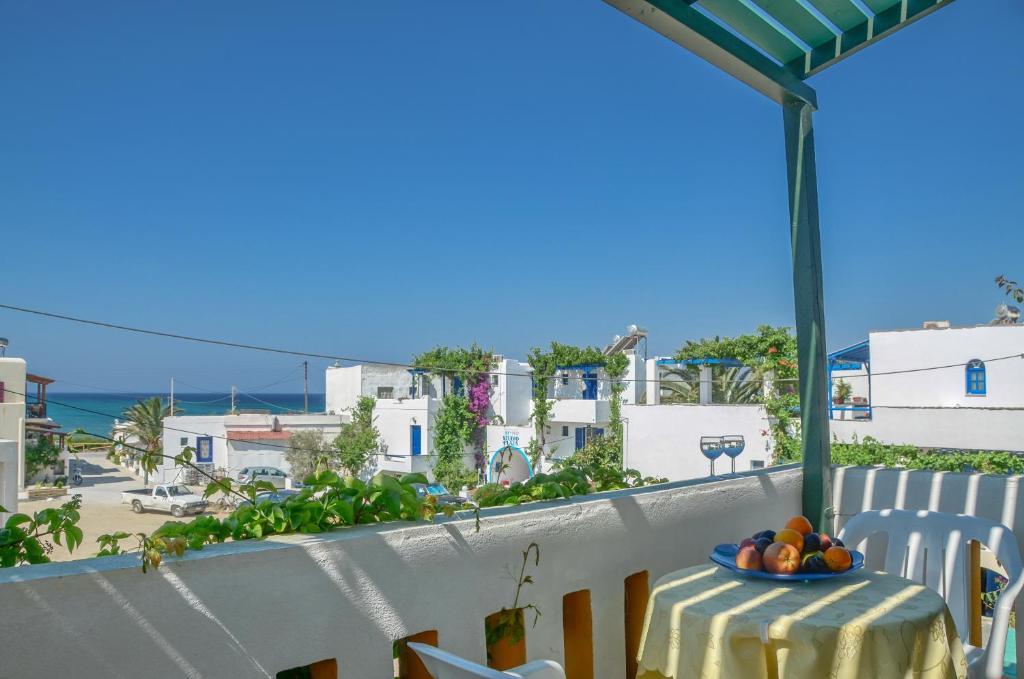 Sunday Agia Anna (Naxos)
